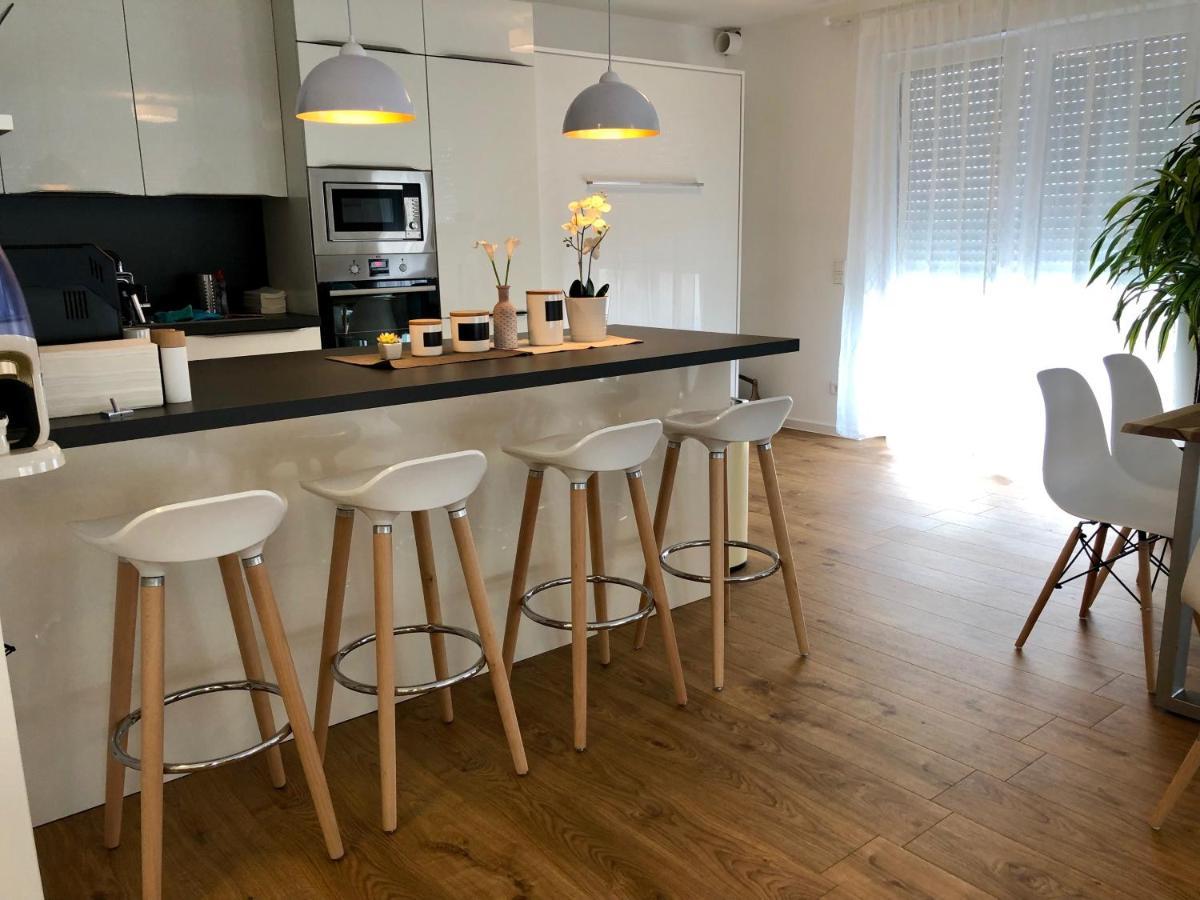 Apartment Panorama Penthouse Mit Klima Und Whirlpool Fuer Bis Zu 6 Personen *