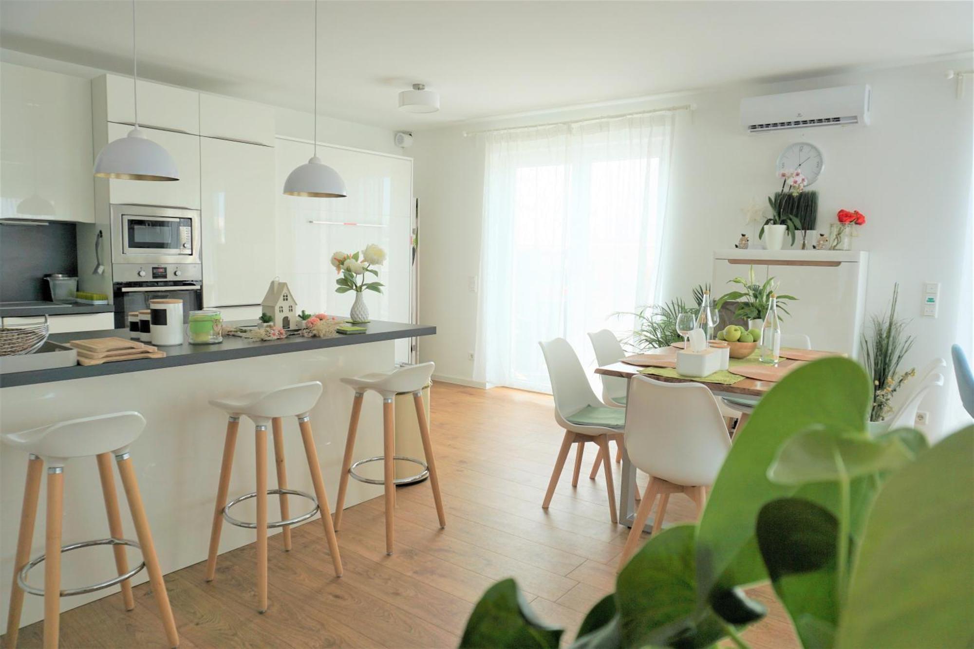 Panorama Penthouse Mit Klima Und Whirlpool Fuer Bis Zu 6 Personen Apartment *
